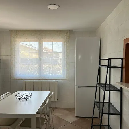 Piscina De Sal Barbacoa Wifi, Parking Gratis, 3 Min Pga Casa El Roble Feriehus *