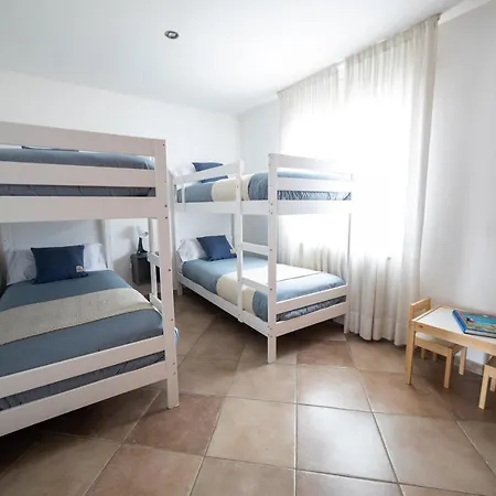 Piscina De Sal Barbacoa Wifi, Parking Gratis, 3 Min Pga Casa El Roble Holiday home Girona