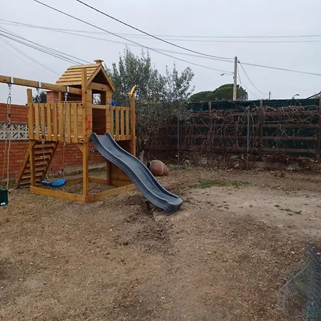 Piscina De Sal Barbacoa Wifi, Parking Gratis, 3 Min Pga Casa El Roble Feriehus *